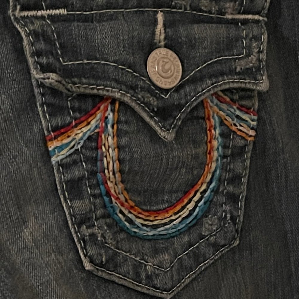 True Religion Knee Length Shorts Rainbow Pockets 26
